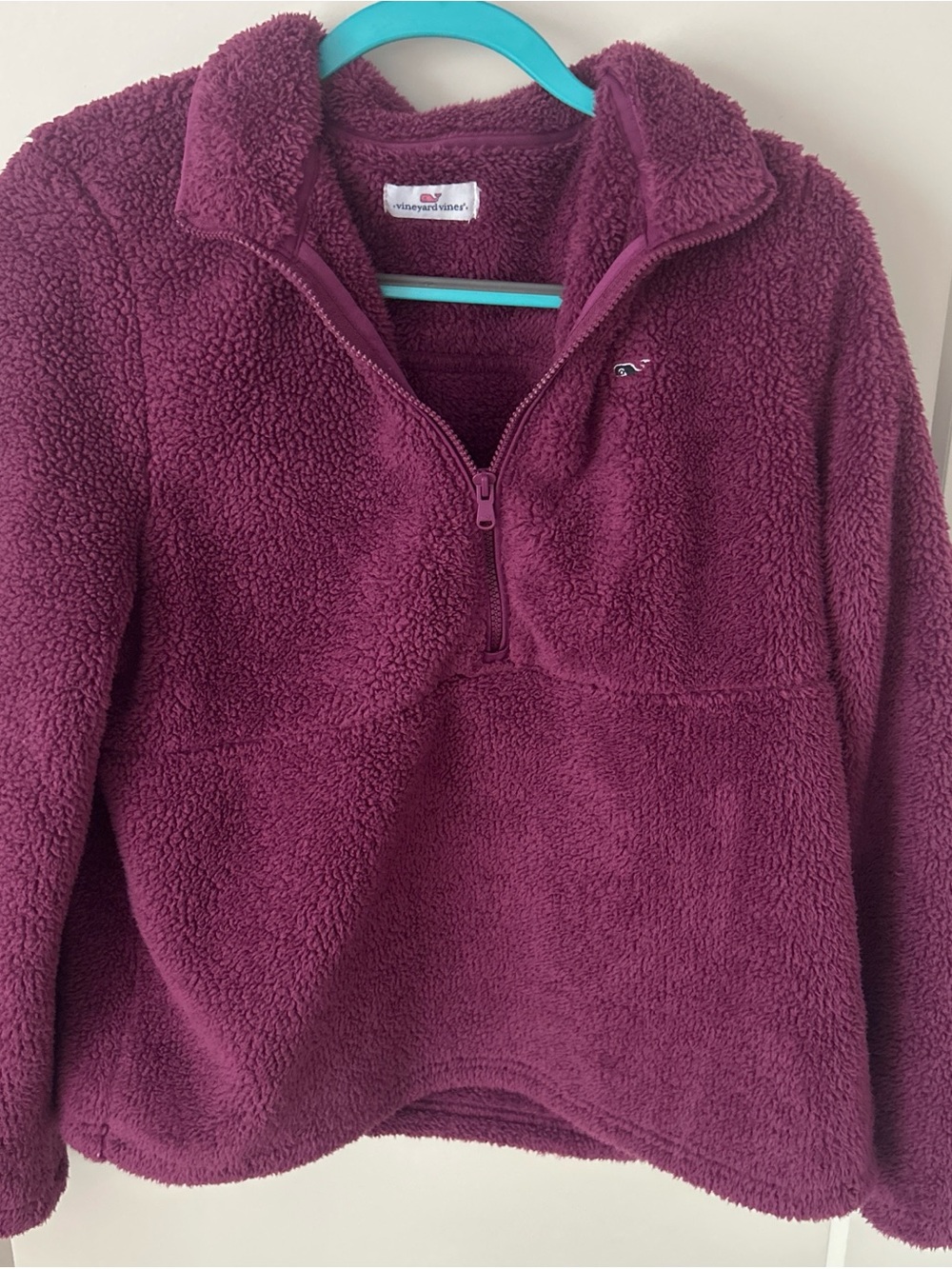 💜 Vineyard Vines Berry Fleece Sweater - Picture 2 of 10